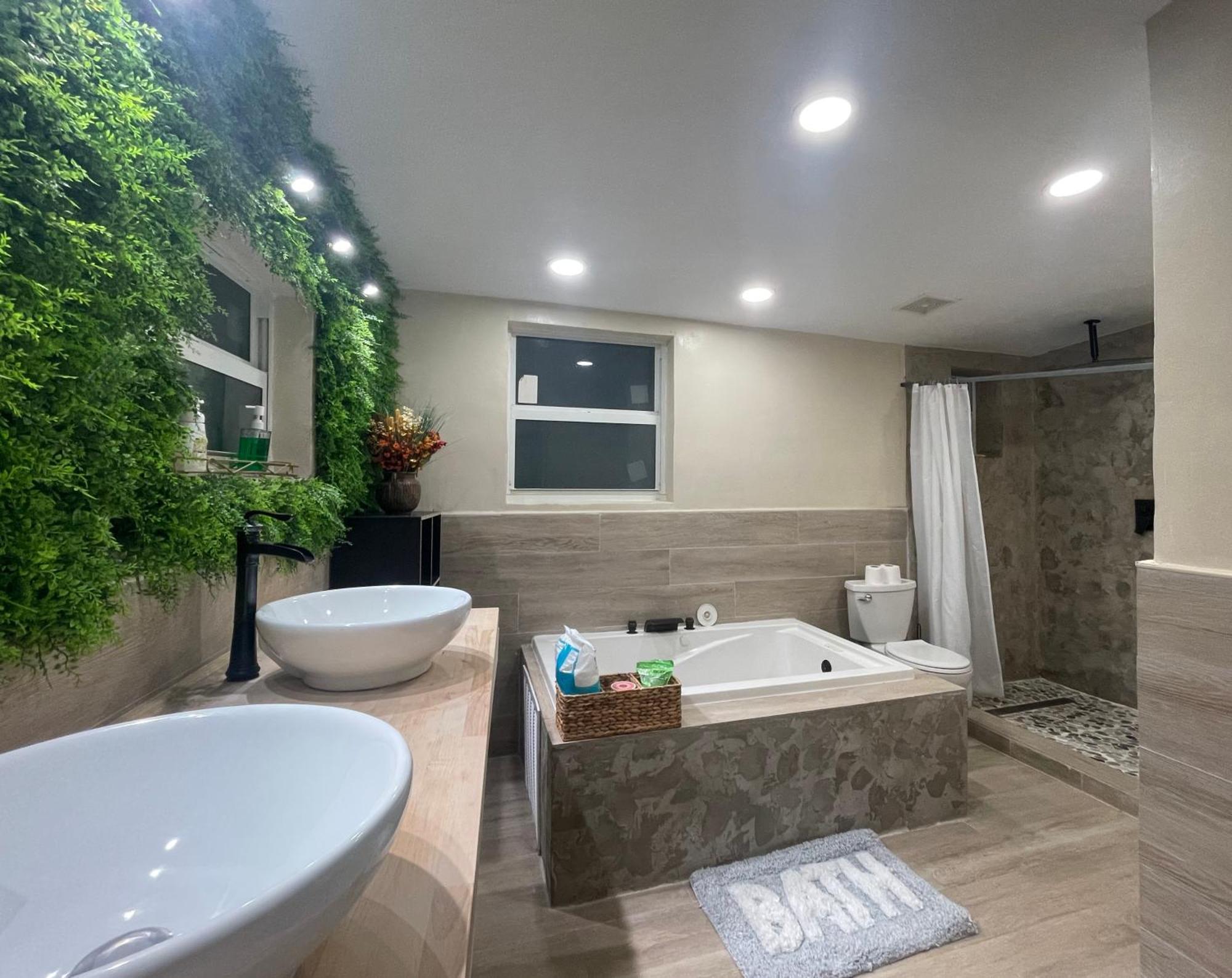 Akeyi Miami305 Private Bedrooms Exterior photo